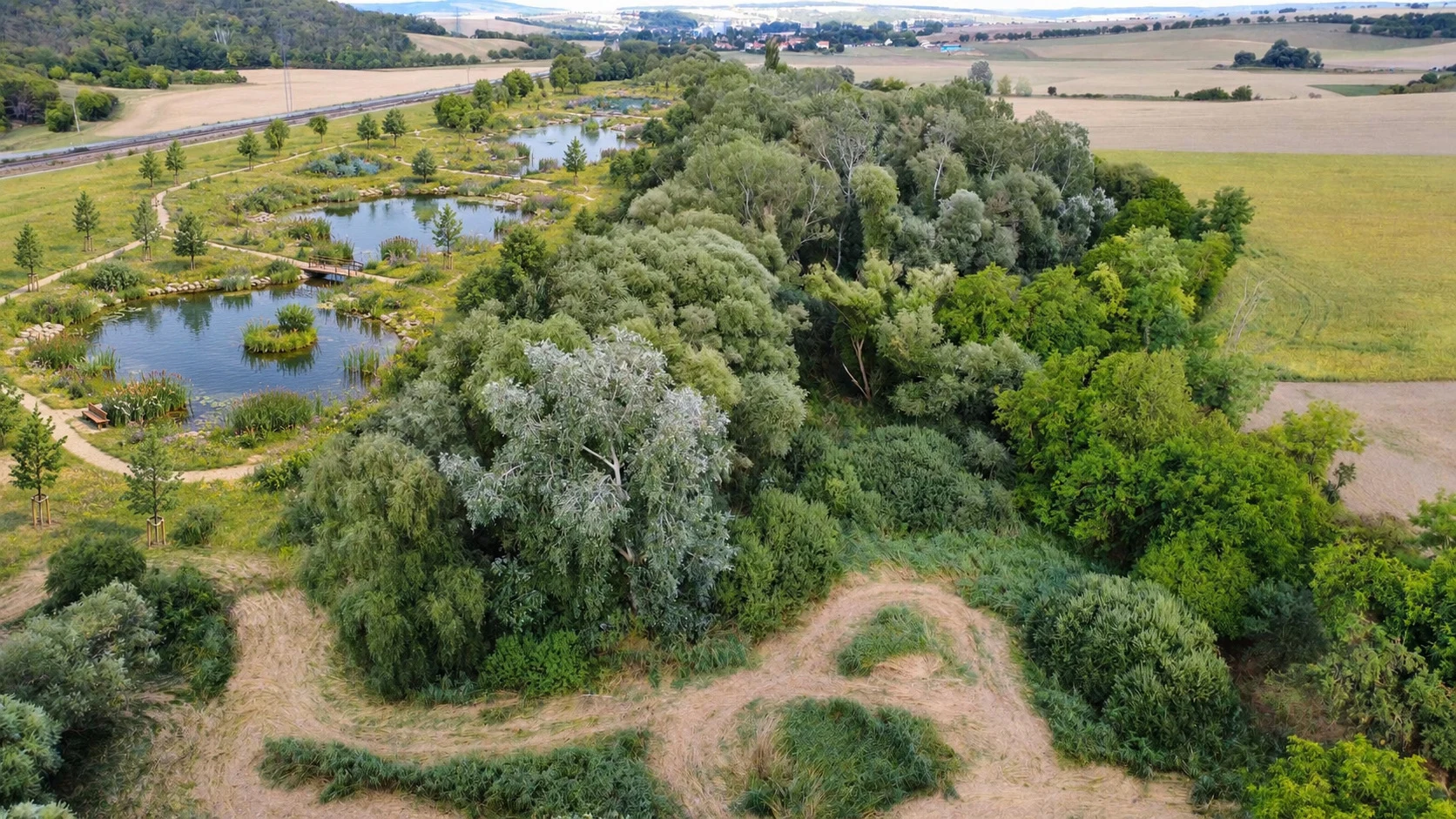 Návrhová vizualizace: Soustava tůněk